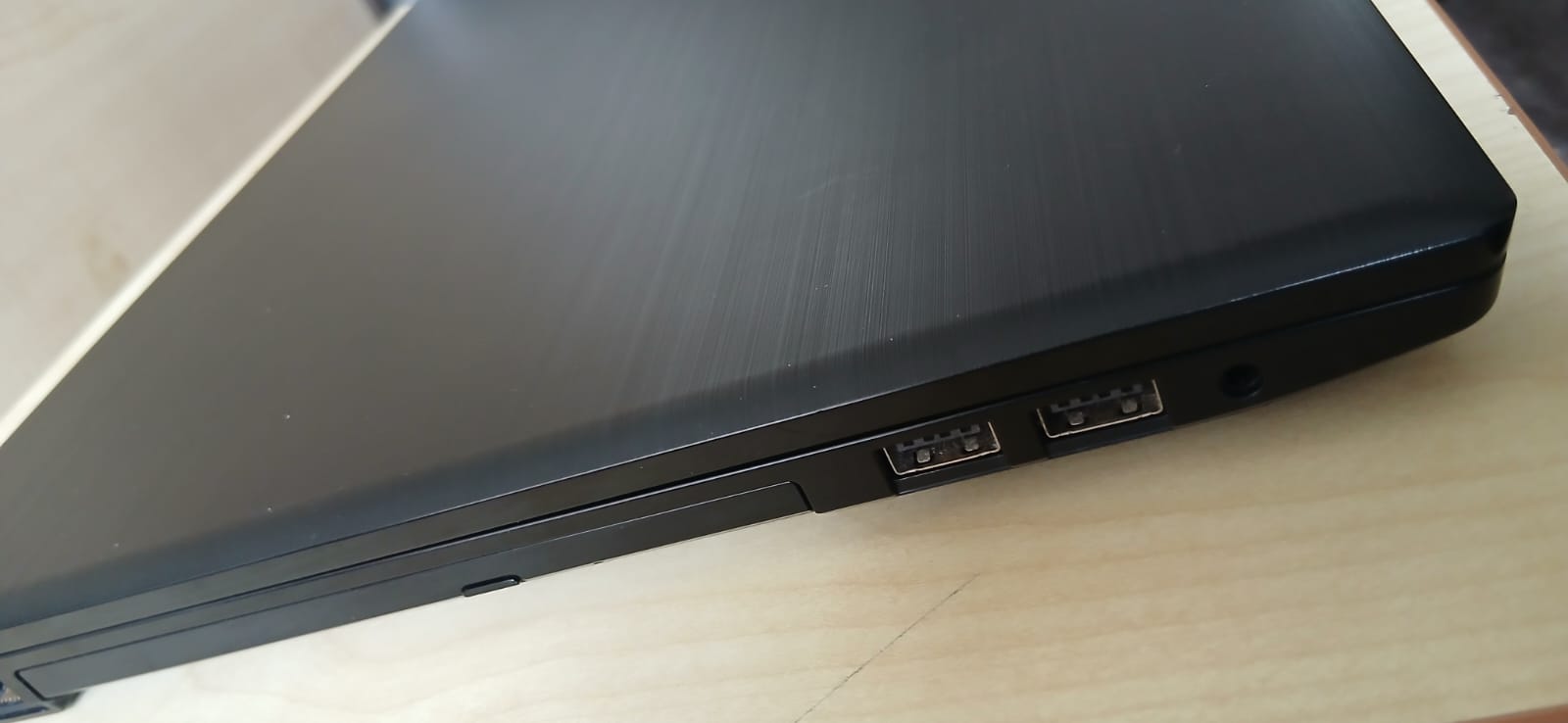 Toshiba Tecra A50-C | Intel i5 | 8GB RAM | 256GB SSD | Windows 10 Pro